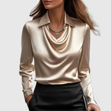 Shannon™ | Elegáns Fényes Blúz V-nyakkal
