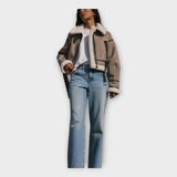 Bőrkabát béléssel és övvel