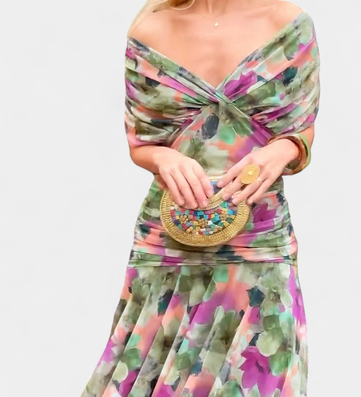 Selene | Női chiffon anyagú váll nélküli redőzött csavart elülső részű midi ruha