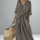 Az Elara Twist Maxi Ruha