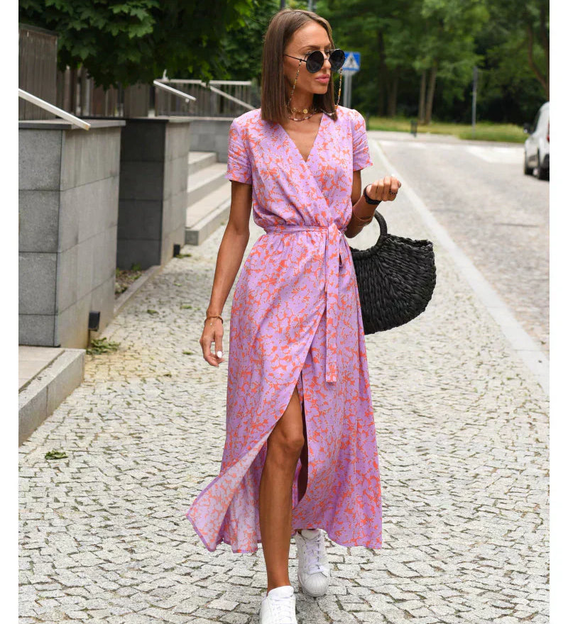 Julia – Elegáns V-nyakú Ruha